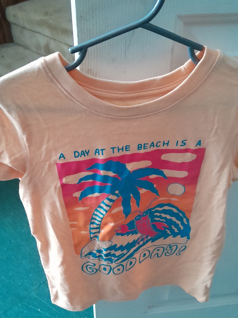 Peach Beach Graphic Tee - Palm Tree & Waves